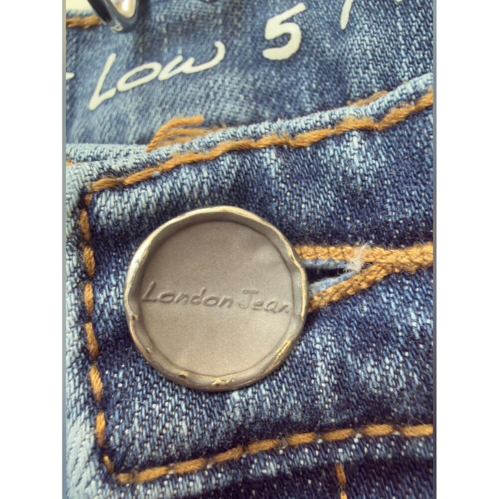 Victoria’s Secret Low 5 Flap Pocket Blue Denim Flare Jeans. 4. - Picture 3 of 11